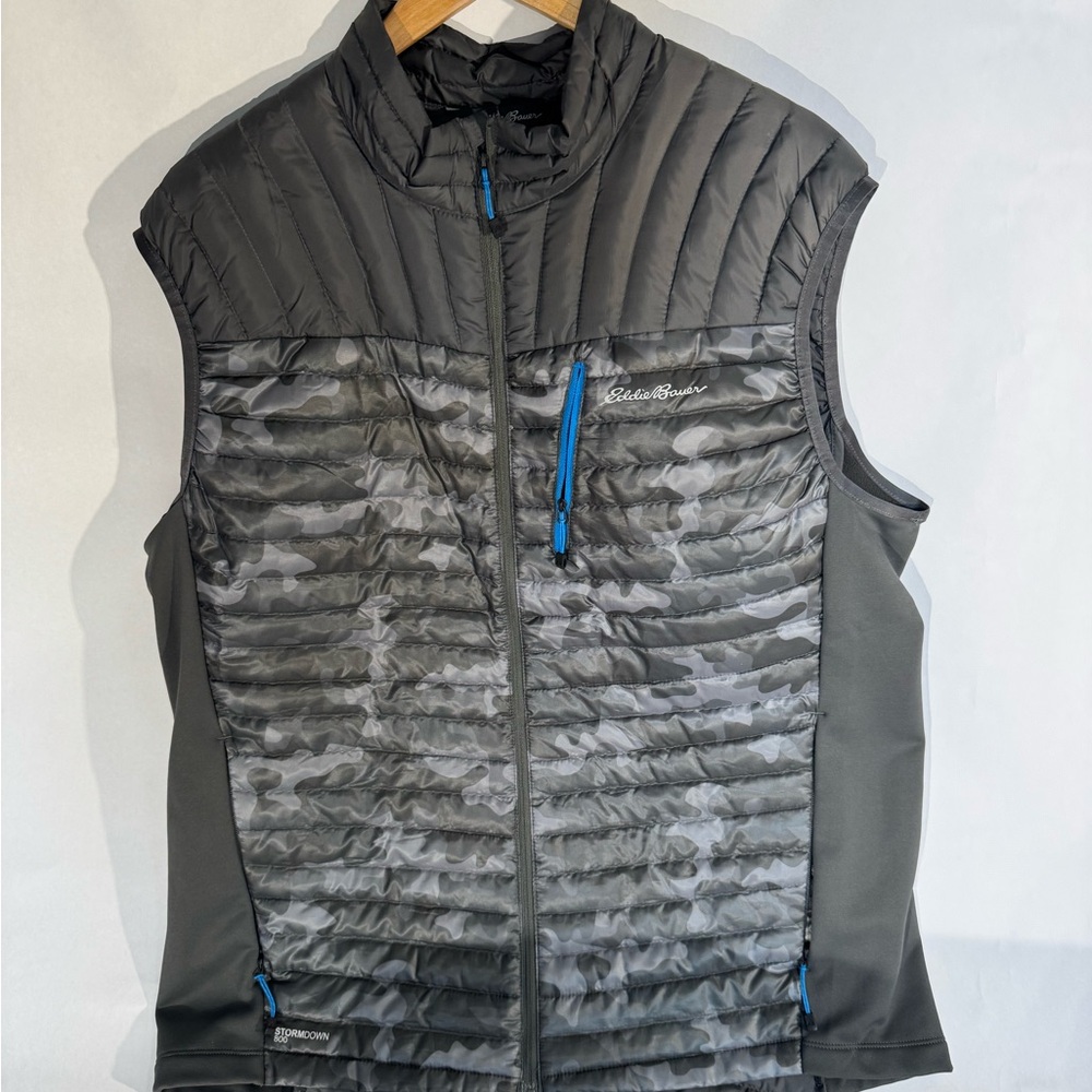 Eddie Bauer Men's First Ascent Gray, Camo, and Blue Puffer Vest, XLT, Never Worn